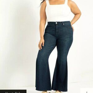 Eloquii - Classic Fit Bell Bottom - Dark Denim